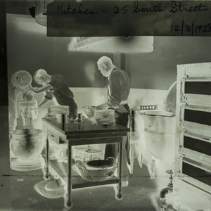 Kitchen 25 South St 1928_01.jpg