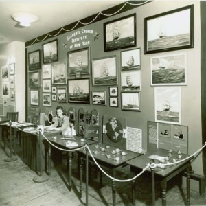 Exhibits09.jpg