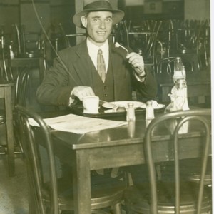 25SouthStreet_Cafeteria_01.jpg