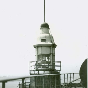 TitanicMemorialLighthouse_06.jpg